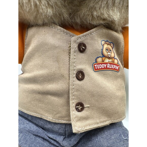 Teddy Ruxpin 2017 Plush Talking Animated Story Teller Bluetooth Bear LCD Eyes - Picture 3 of 8